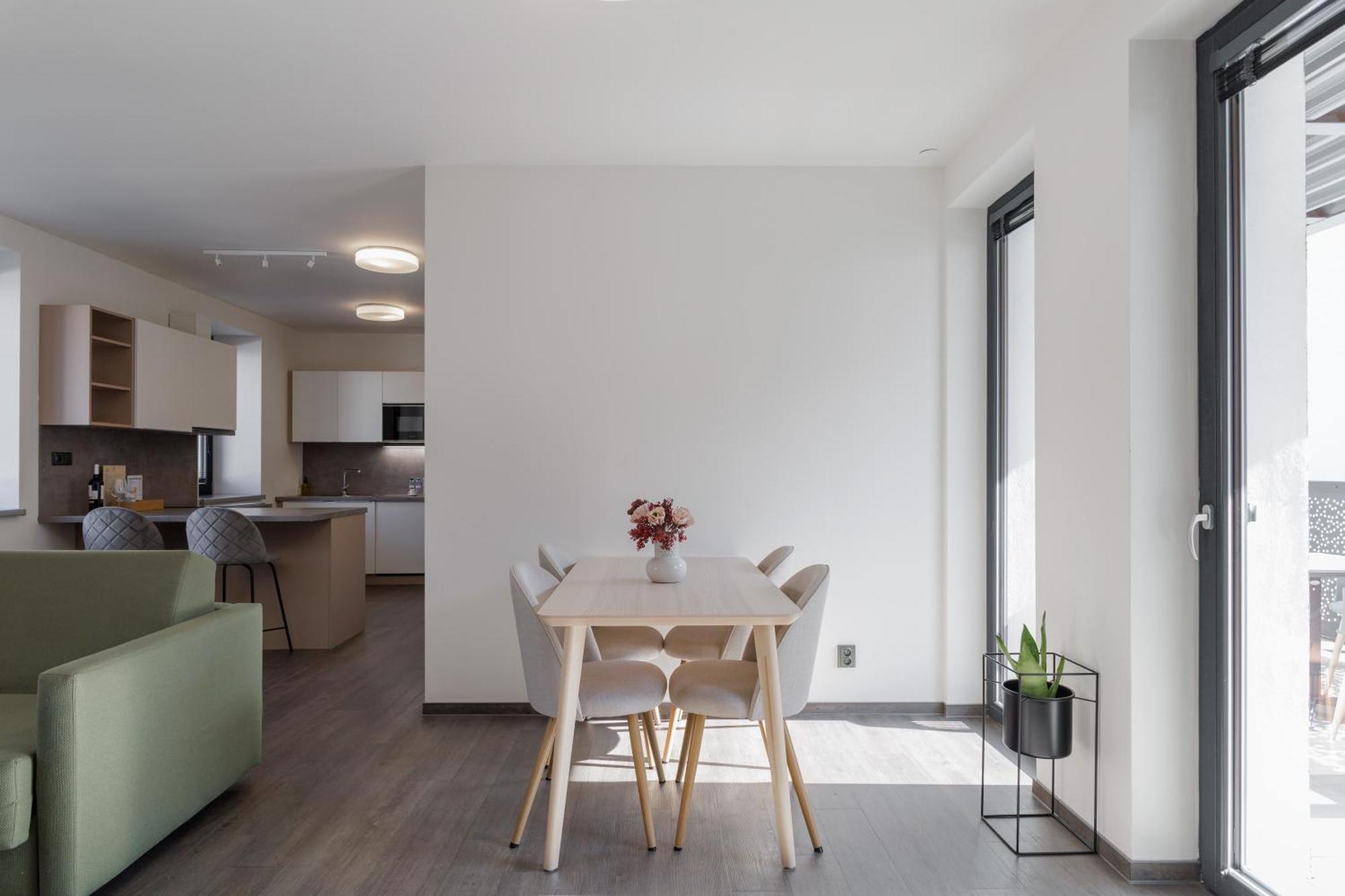 River Apartments Млада-Болеслав Экстерьер фото